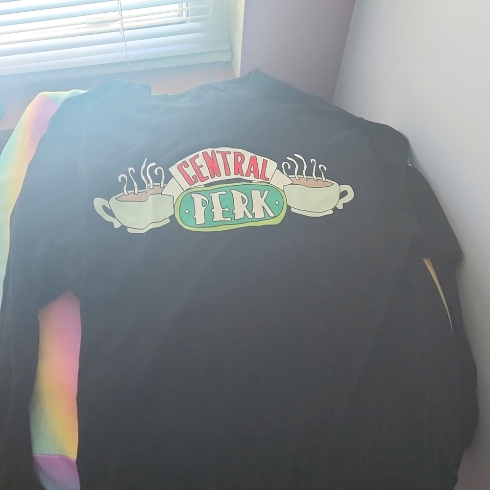 A long sleeve central park shirts from friends, Worn Once, Very Comfy